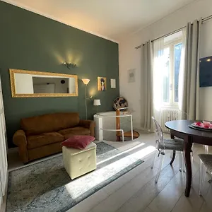  Appartamento Morgagni Suites- Elegante Bilocale Con Tram T1 Sotto Casa Italia